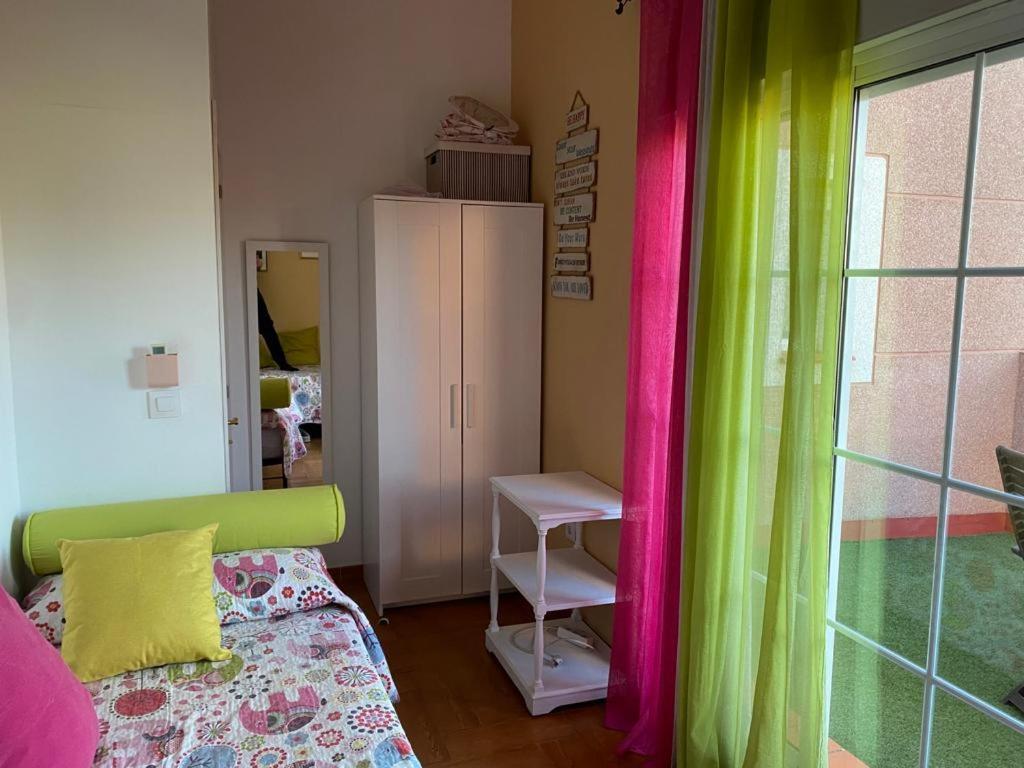 Apartamento Familia Anfitriona Acoge Terraza Sevilla Exterior foto